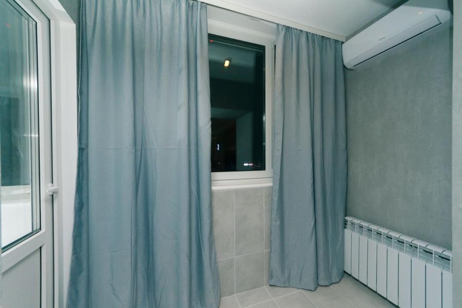 Hotrent City Deluxe Kiev Exterior foto